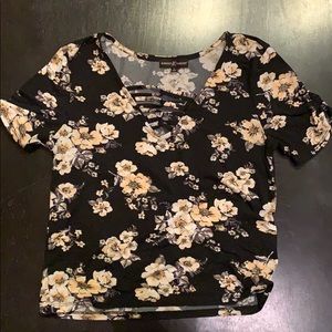 Women’s floral shirt